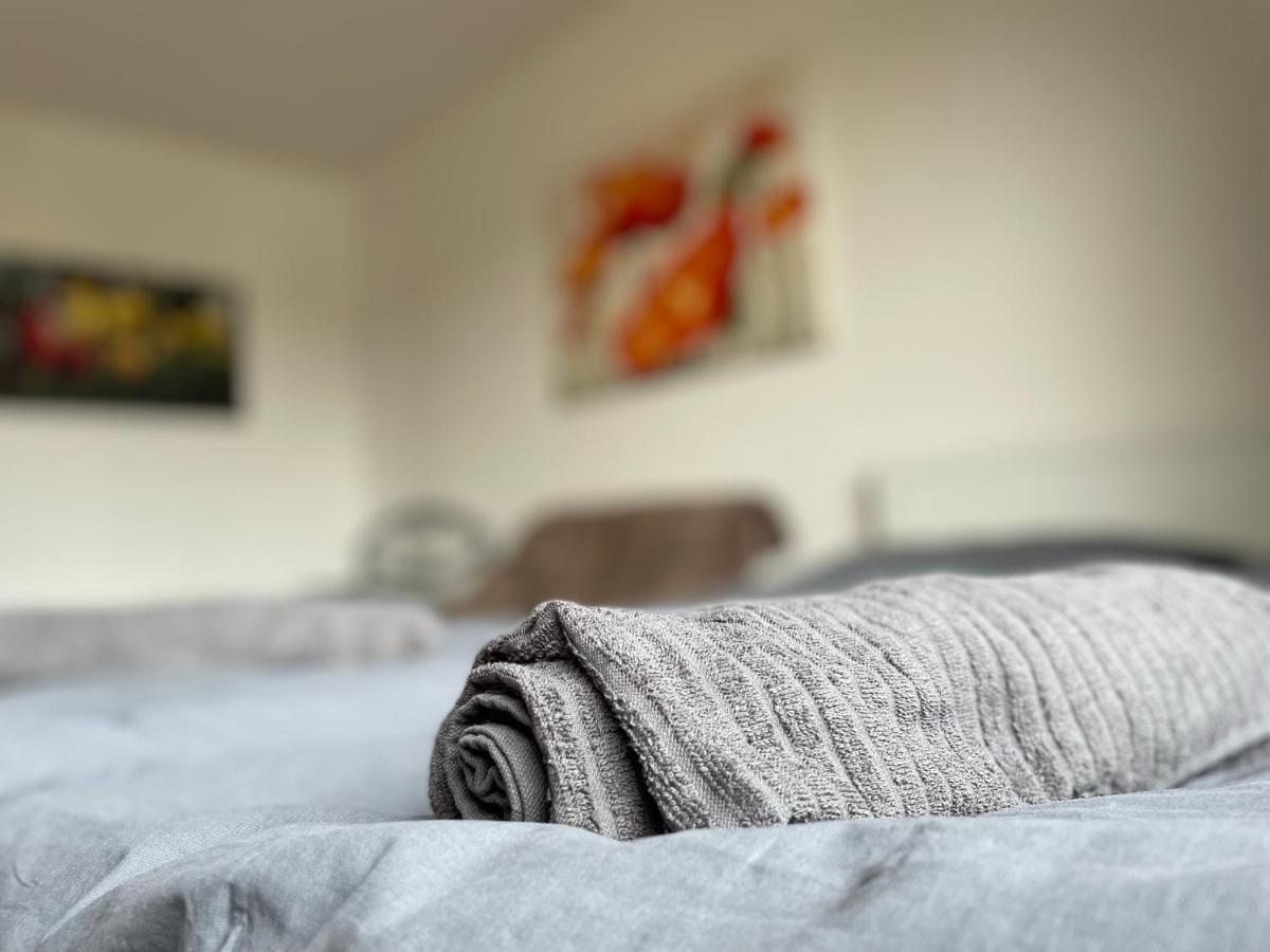 Schoene Einfache Ferienwohnung Mitten In 올덴부르크 외부 사진